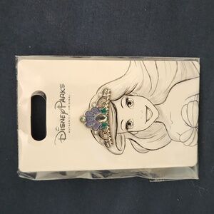 Disney's Ariel - The Little Mermaid Princess Tiara Pin